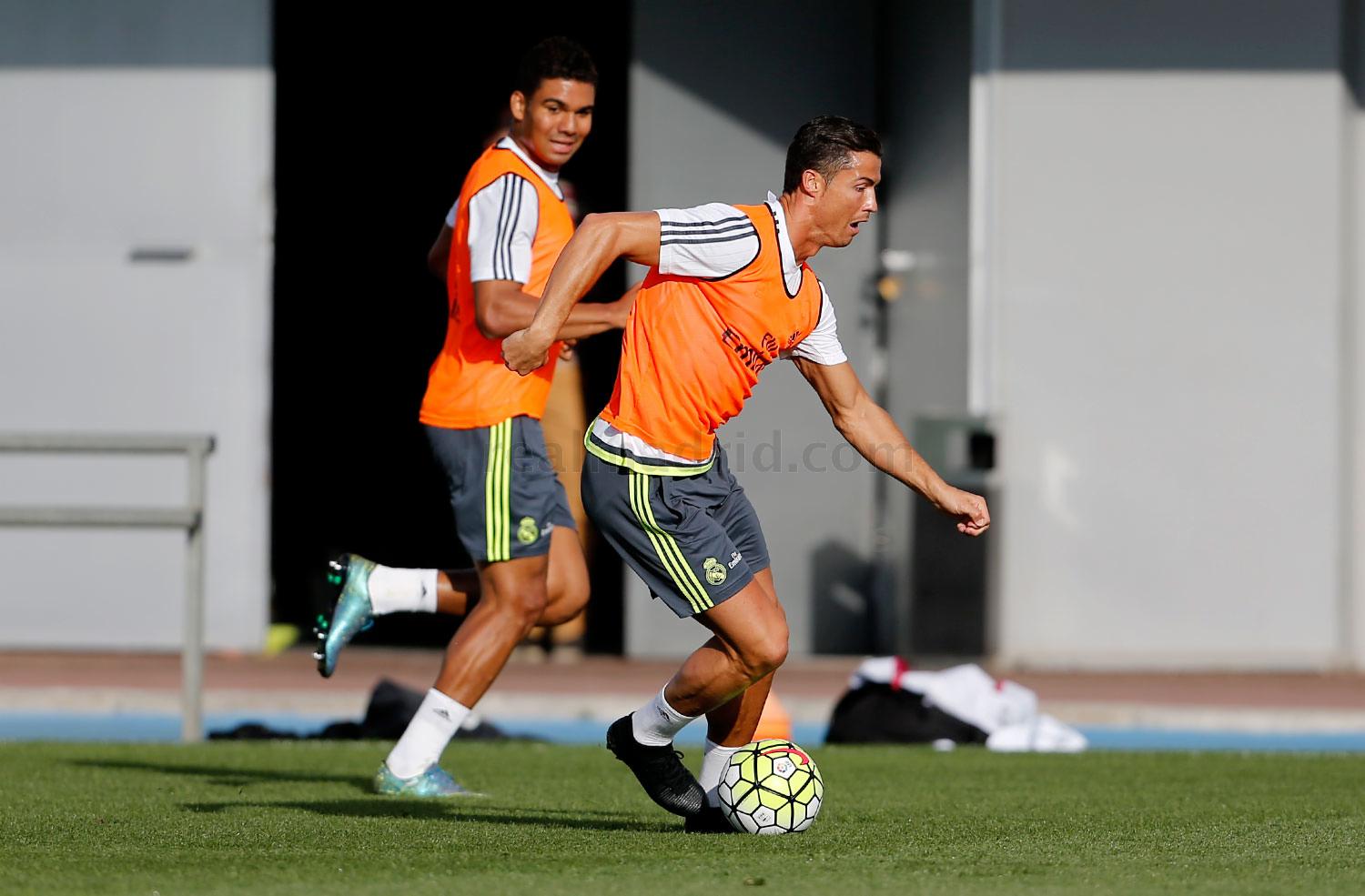 Cristiano Ronaldo trainiert in Blackout Next Gen Nike Mercurial Superfly 2016 FuBballschuhen Nur Fussball